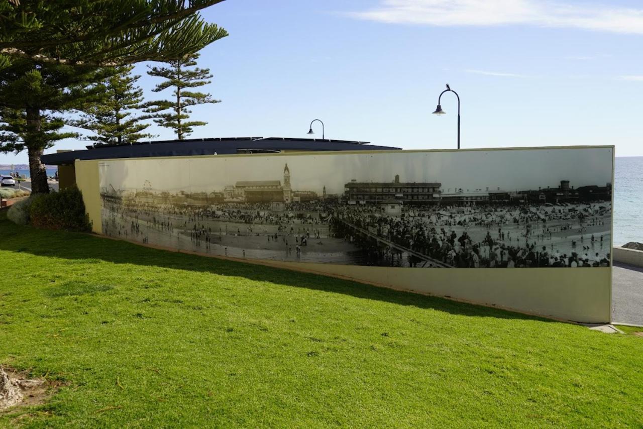 Irene's Seaside Somerton Park